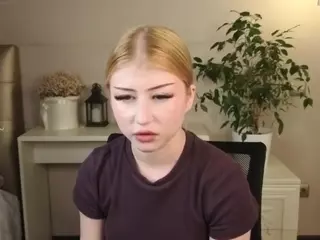 Lucy's Live Sex Cam Show