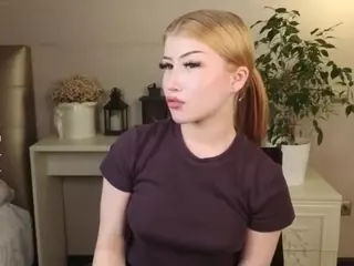 Lucy's Live Sex Cam Show