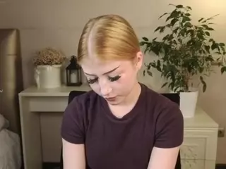Lucy's Live Sex Cam Show