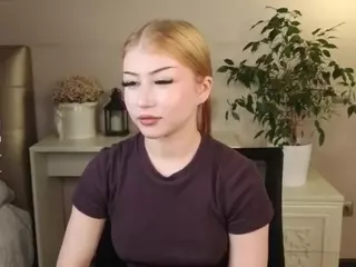 Lucy's Live Sex Cam Show