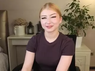 Lucy's Live Sex Cam Show