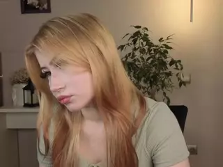 Lucy's Live Sex Cam Show