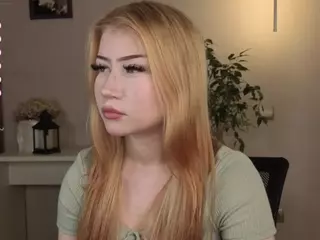 Lucy's Live Sex Cam Show
