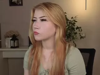 Lucy's Live Sex Cam Show