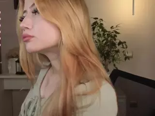 Lucy's Live Sex Cam Show