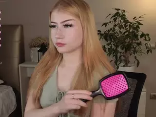 Lucy's Live Sex Cam Show
