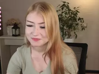 Lucy's Live Sex Cam Show