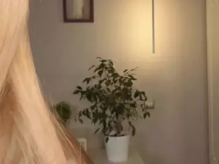 Lucy's Live Sex Cam Show