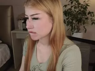 Lucy's Live Sex Cam Show