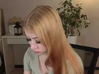 Lucy's Live Sex Cam Show