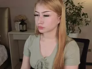 Lucy's Live Sex Cam Show
