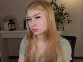 Lucy's Live Sex Cam Show