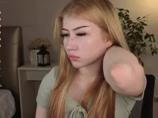 Lucy's Live Sex Cam Show