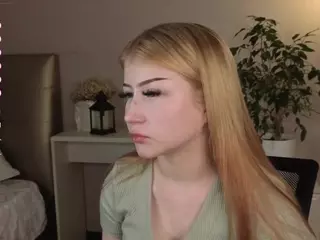 Lucy's Live Sex Cam Show