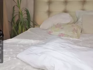 Lucy's Live Sex Cam Show