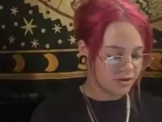 X3Nuzzels's Live Sex Cam Show