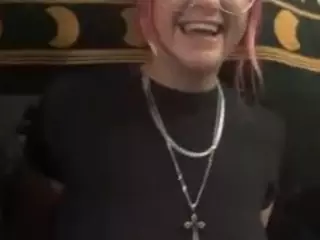 X3Nuzzels's Live Sex Cam Show