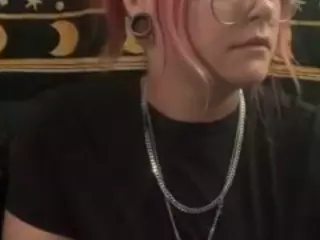X3Nuzzels's Live Sex Cam Show