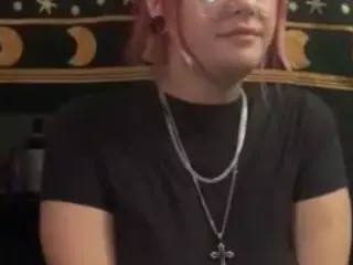 X3Nuzzels's Live Sex Cam Show
