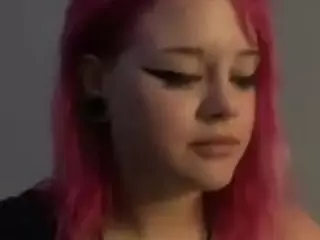 X3Nuzzels's Live Sex Cam Show