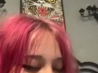 X3Nuzzels's Live Sex Cam Show