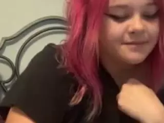 X3Nuzzels's Live Sex Cam Show