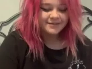 X3Nuzzels's Live Sex Cam Show