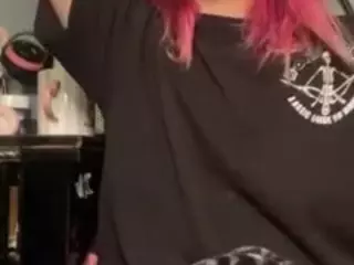 X3Nuzzels's Live Sex Cam Show