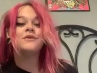 X3Nuzzels's Live Sex Cam Show