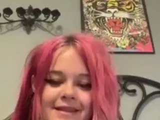 X3Nuzzels's Live Sex Cam Show