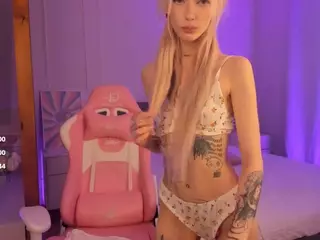 AnnaMeAnna18's Live Sex Cam Show