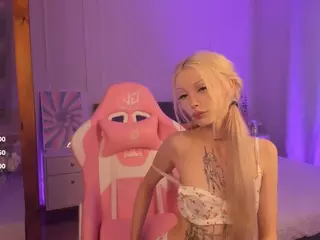 AnnaMeAnna18's Live Sex Cam Show