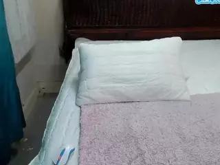EmeraldDreams's Live Sex Cam Show