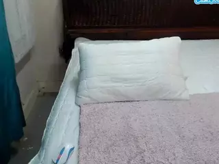 EmeraldDreams's Live Sex Cam Show