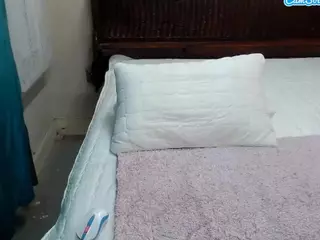 EmeraldDreams's Live Sex Cam Show