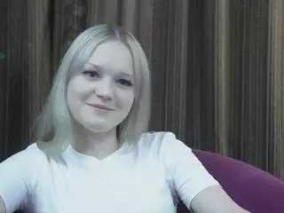 LynetteFountain's Live Sex Cam Show