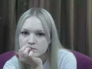LynetteFountain's Live Sex Cam Show