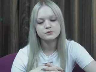LynetteFountain's Live Sex Cam Show