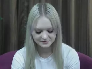LynetteFountain's Live Sex Cam Show