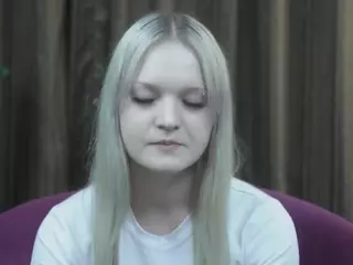 LynetteFountain's Live Sex Cam Show