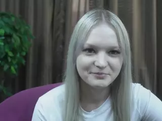 LynetteFountain's Live Sex Cam Show