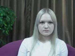 LynetteFountain's Live Sex Cam Show