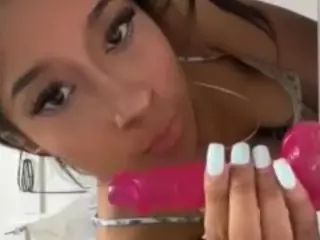 mimivelz's Live Sex Cam Show