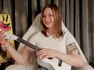 OdelinaBisbee's Live Sex Cam Show