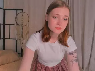 OdelinaBisbee's Live Sex Cam Show
