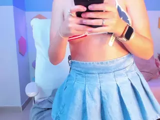 Vela-jade's Live Sex Cam Show