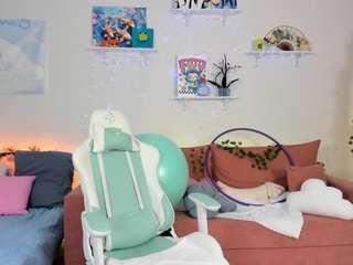 Live cam show with zia-ember