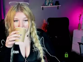 candy-vice's Live Sex Cam Show