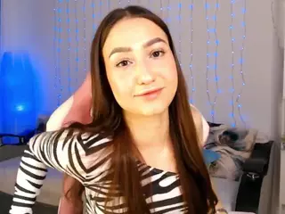 Chloe-Neal's Live Sex Cam Show