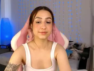 Chloe-Neal's Live Sex Cam Show